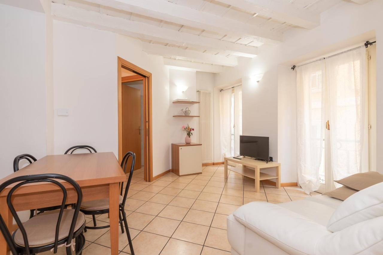 Appartamento Bilocale 1 Piazza Vittoria - Affitti Brevi Italia Bréscia Exterior foto