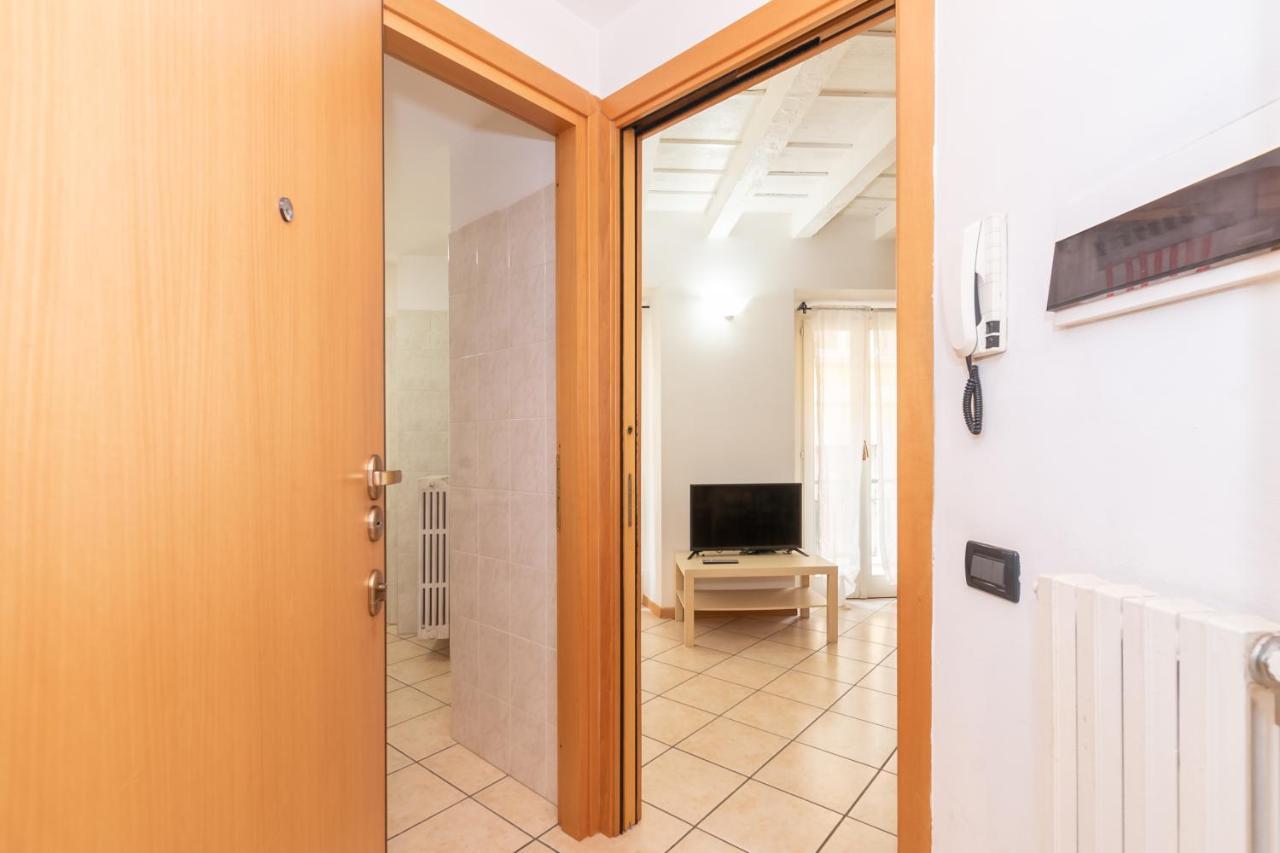 Appartamento Bilocale 1 Piazza Vittoria - Affitti Brevi Italia Bréscia Exterior foto